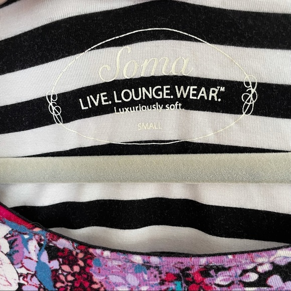 Soma Black White Stripe Floral Lounge Top S - Picture 4 of 4